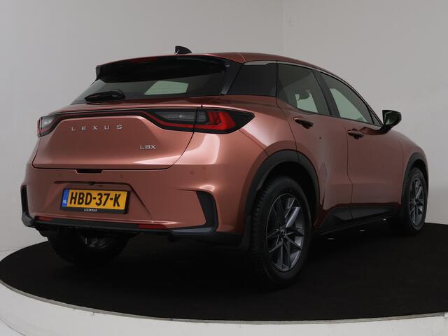 Lexus LBX Standaard | Comfort & Safety Pack | All-season banden |