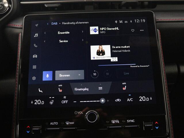 Lexus LBX Elegant + Tech Pack