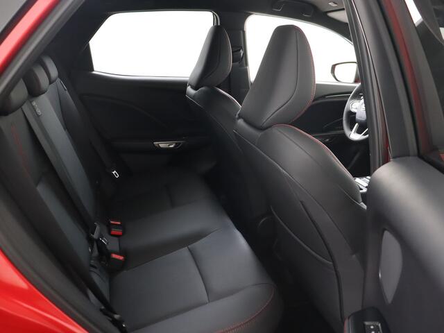 Lexus LBX Emotion 2WD | Lederen Bekleding | Privacy Glass | Stoelverwarming |