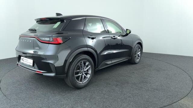 Lexus LBX Business Line 2WD