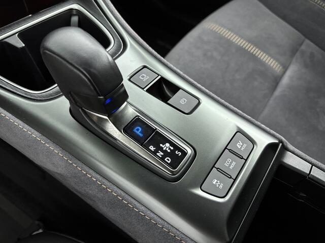 Lexus LBX Cool AWD + Premium Pack | Carplay | Stoelverwarming | Adaptive Cruise |