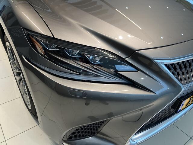 Lexus LS 500h AWD Executive Line | Mark Levinson| schuif/kanteldak| volleder | Navi | verwarmde stoele voor en achter|