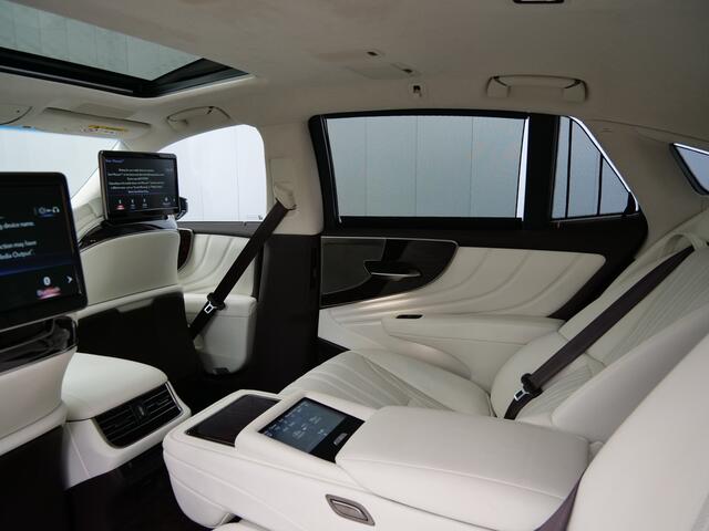 Lexus LS 500h AWD President Line Hybride 359 Pk Automaat Navi / Leer / Schuifdak / Entertainment systeem achter / Camera / Stoelverwarwing en koeling