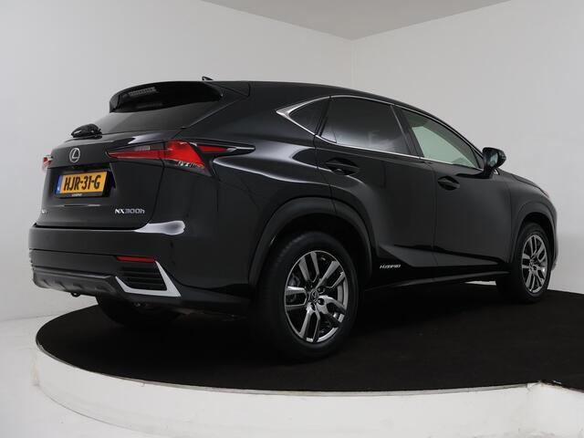 Lexus NX 300h AWD Luxury Edition Limited