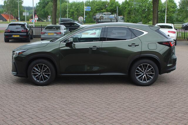 Lexus NX 450h+ AWD Launch Edition / 360Camera / Head-up / Leder / 18'' / Keyless / Sfeerverlichting / Stoelventilatie / Stuurverwarming / DAB / ACC