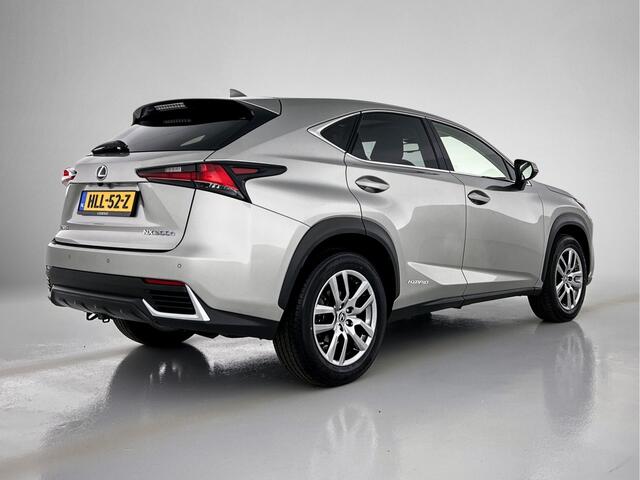 Lexus NX 300h AWD Luxury Edition Limited | Panoramadak | Trekhaak | Stoelverwarming | Apple CarPlay / Android Auto |