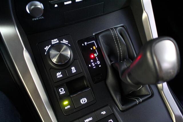 Lexus NX 300h AWD I VAVI lADP.CRUISE I LEER ICAMERA I