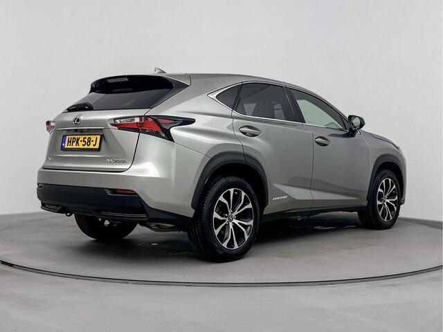 Lexus NX 300h AWD Luxury Line Limited | Stoelverwarming | Panoramadak | Adaptive Cruise Control |