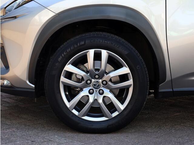 Lexus NX 300h AWD Luxury Line | Schuifdak | Safety Pack | Premium Audio