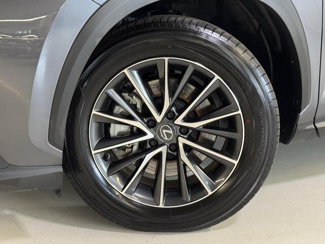 Lexus NX 450h+ AWD Luxury Line