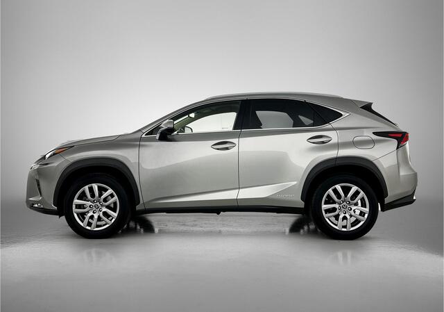 Lexus NX 300h AWD Luxury Line | Leer | Stoelverwarming | Elektrische Achterklep |