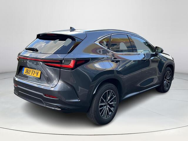 Lexus NX 450h+ AWD Luxury Line | CarPlay | Elektrische achterklep | Lederen bekleding
