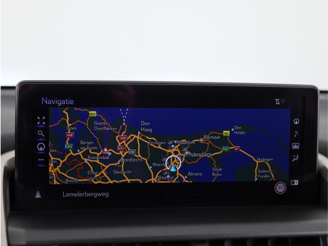 Lexus NX 300h AWD F Sport Line Limited | Glazen Panoramadak | Stoelverwarming | Parkeersensoren | Lederen Bekleding |