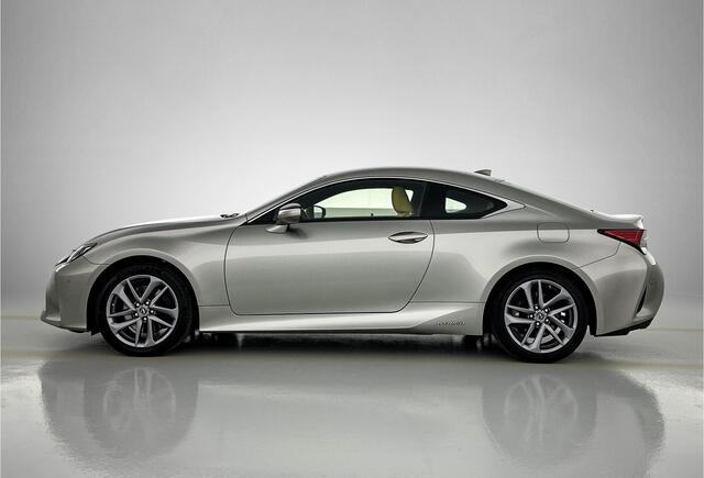 Lexus RC 300h Luxury Line