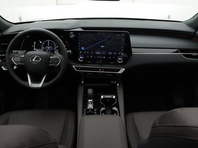 Lexus RX 450h+ Plug-in Hybrid F Sport Design | Panoramadak | Dodehoekdetector | 360 Camera | Stoelgeheugen | Head-up Display | Stoelverwarming/-Verkoeling | Stuurverwarming |
