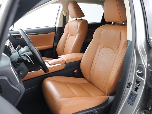 Lexus RX 450h AWD Luxury Line | Stoelverwarming en -ventilatie | Apple Carplay/ Android Auto | Safety System+ |