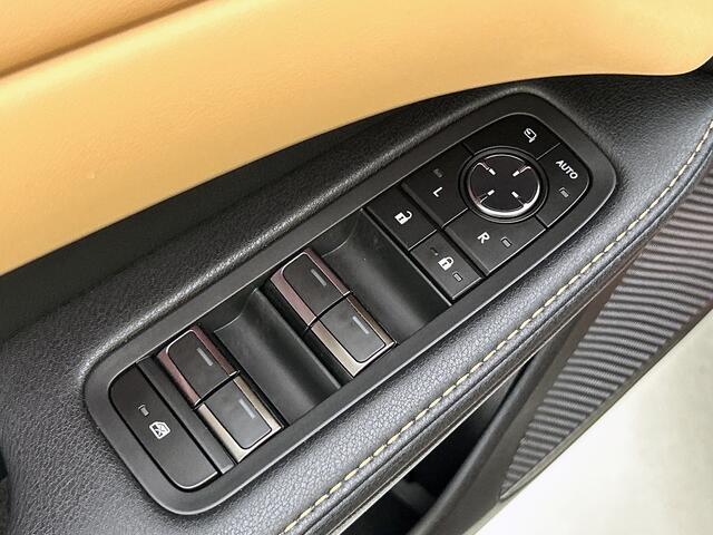 Lexus RX 450h+ Plug-in Hybrid Executive Line | Plug In| Head Up Display | Trekhaak Afneembaar | Voertuigvolgsysteem | Actieve Rijhulpsystemen |