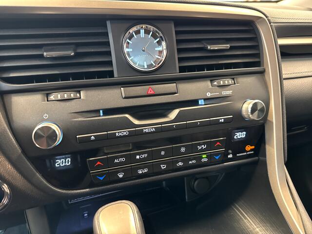 Lexus RX 450h 4WD Luxury Line | Panorama/schuifdak | Volleder | Trekhaak 13p | 2000 kg trekvermogen |