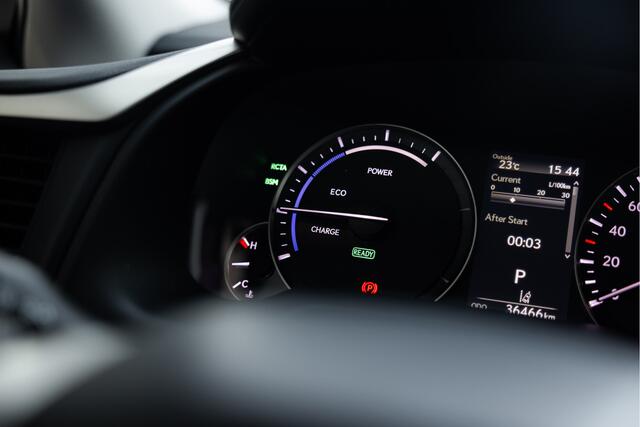 Lexus RX 450h 4WD President Line | NL auto | Trekhaak | Mark Levinson Audio | Glazen Panoramadak |