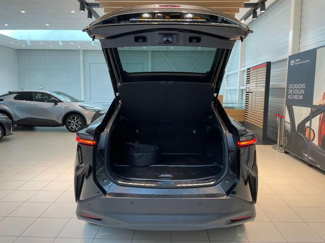 Lexus RZ 300e Business Line 71 kWh | Privacy Glass | Apple Carplay |