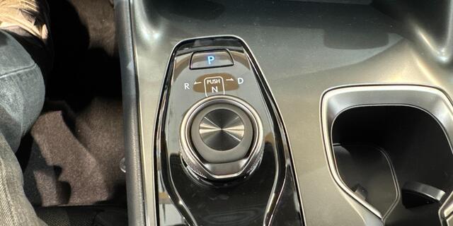 Lexus RZ 300e Business Line 71 kWh | actie model | 17% bijtelling voor maximaal 60 mnd bij registratie in 2025 |