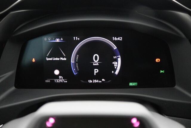 Lexus RZ 450e Executive Line 71 kWh | Panoramadak | Stoel & Stuurwielverwarming | Blind Spot Monitor