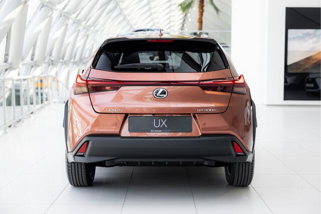 Lexus Ux 300e Luxury Line 73 kWh | Carplay | 12.3" Display | Mark Levinson |
