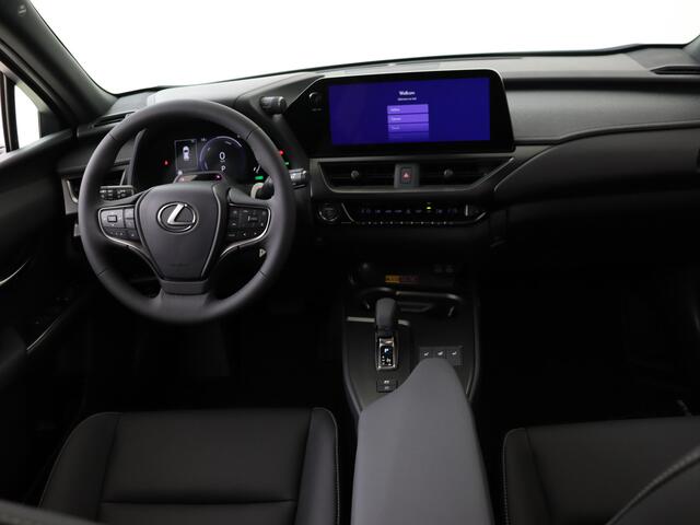 Lexus Ux 300h F SPORT Design | Sunroof | Lederen Bekleding | Stoelverwarming |