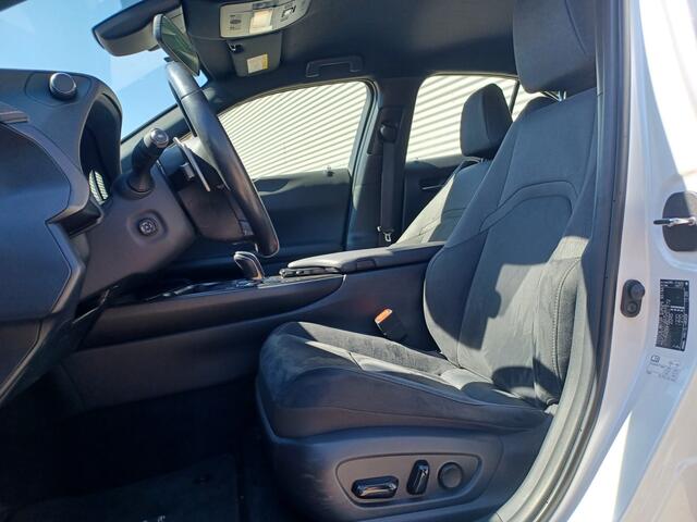 Lexus Ux 300e Business 54 kWh | Nieuw Binnen! | Adaptive Cruise | Clima | Rijmodus