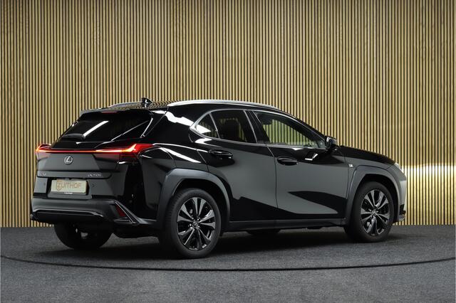 Lexus Ux 250h AWD F Sport Premium Navigatie | Cruise adaptief | Full options!!