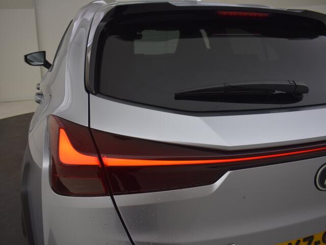 Lexus Ux 300h Business Line