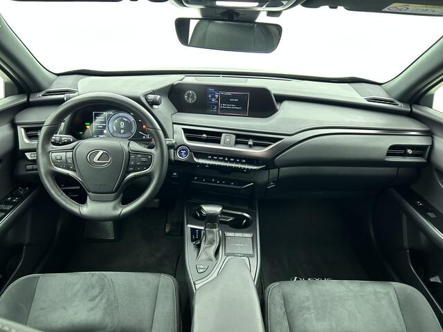 Lexus Ux 250h Business Line | Stoelverwarming | Stuurverwarming | Parkeersensoren |