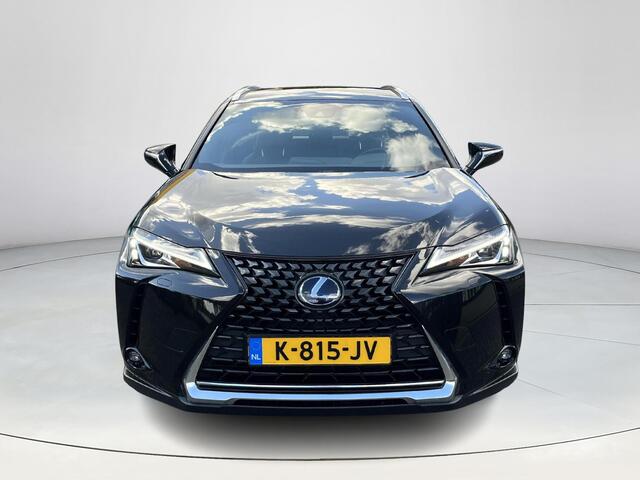 Lexus Ux 300e Business 54 kWh | Carplay | Adaptieve cruise control