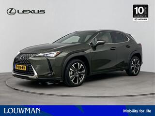 lexus-ux-300h-luxury-line--head-up