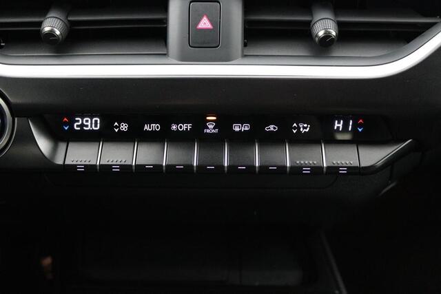 Lexus Ux 300e Business 54 kWh | 315km WLTP | Elektrisch verstelbare stoelen | Achteruitrijcamera | Apple Carplay