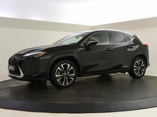 Lexus Ux 250h F Sport Line | Parkeersensoren | Stoelverwarming