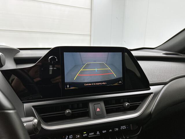 Lexus Ux 250h Business Line | Parkeersensoren | Face Lift | Stoelverwarming |