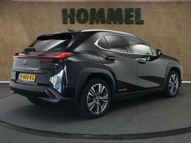 Lexus Ux 300e Luxury 54 kWh ORIGINEEL NEDERLANDSE AUTO - AFKOMSTIG VAN 2E EIGENAAR - PARKEERSENSOREN VOOR/ ACHTER - CAMERA - LEDEREN BEKLEDING - ELEKTRISCH SCHUIFDAK - 2 LAADKABELS - BEIDE VOORSTOELEN ELEKTRISCH VERSTELBAAR - ACHTERBANKVERWARMING - ELEKTRISCH VERS