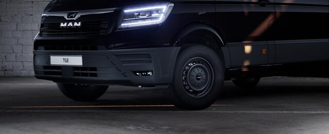 MAN TGE 3.140 L3H3 Aut FACELIFT Commander BOMVOL! | LED | NAVI | CLIMATRONIC | TREKHAAK | ACC | STOELVERWARMING | STUURVERWARMING | VOORRUITVERWARMING