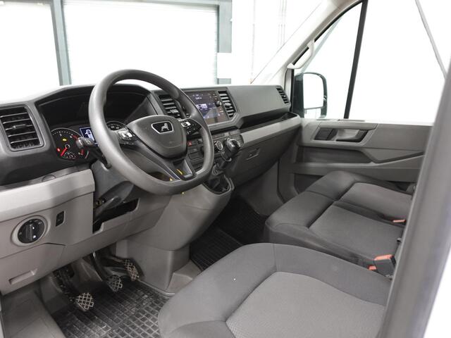 MAN TGE 3.140 2.0 TDI 140pk Dubbele Cabine L3H3 7 persoons Navigatie Apple Carplay/Android Auto Trekhaak Cruise Control Bluetooth Airco