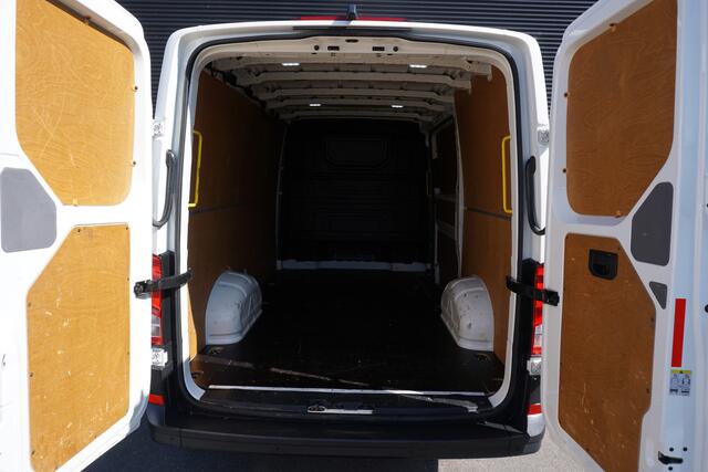 MAN TGE 2.100 | L3H2 | App-Connect | Cruise | Camera | Trekhaak | Leder