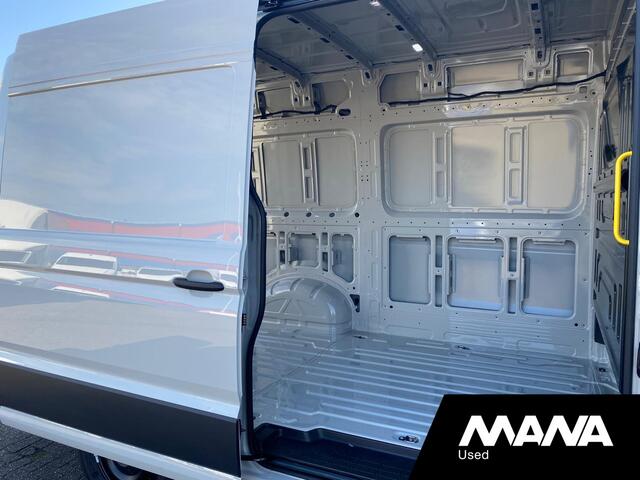 MAN TGE 35 2.0 3.140 140PK Automaat Ascot Gray Airco Cruise Navi Car-Plat Trekhaak Sensoren Camera Multifunctioneel stuurwiel Lane-assist