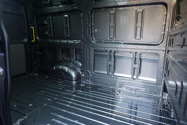 MAN TGE 3.140 | L3H3 | BPM vrij | ACC | App-Connect | Camera | Stoelverwarming | Trekhaak | FACELIFT