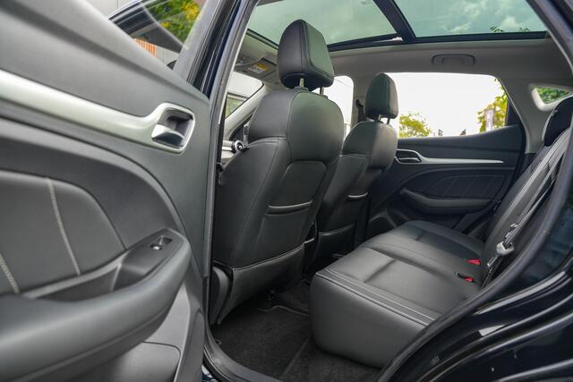 MG ZS MG EV Luxury 45 kWh Panodak Camera Adaptive Cruise Keyless Leer Navigatie Carplay