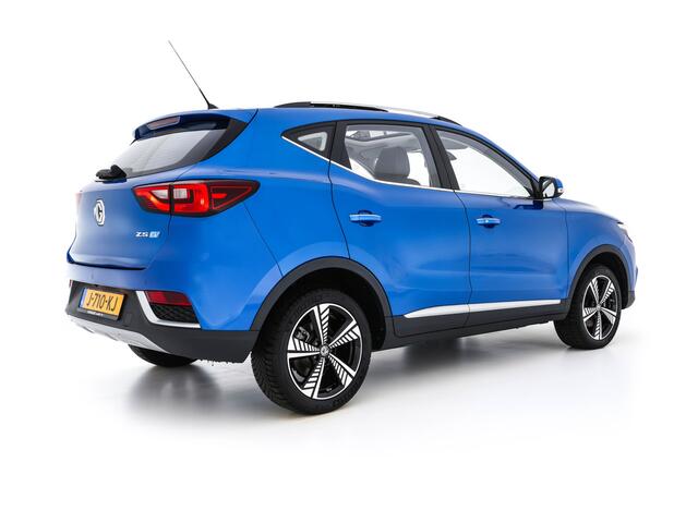 MG ZS EV Luxury 45 kWh (INCL-BTW) Aut. *PANO | LUXURY-LEATHER | CCS-FASTLOADER | KEYLESS | NAVI-FULLMAP | ADAPTIVE-CRUISE | CAMERA | HEATED-SPORTSEATS | CARPLAY | BLINDSPOT | DAB | LANE-ASSIST | PRIVACY-GLASS | 17"