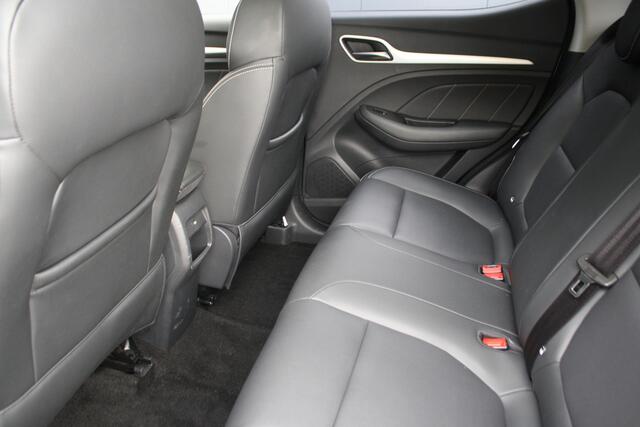 MG ZS MG EV Luxury 45 kWh -TREKHAAK - LEDER