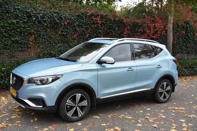 MG ZS MG EV Luxury 45 kWh | LEDER | PANORAMADAK| CARPLAY