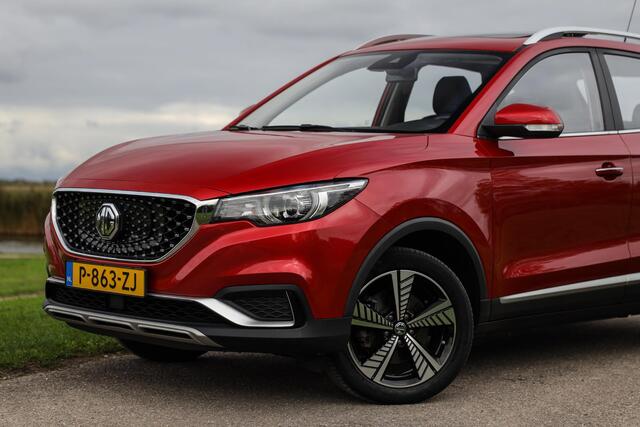 MG ZS MG EV Luxury 45 kWh ? Leder ? Pano ? ACC