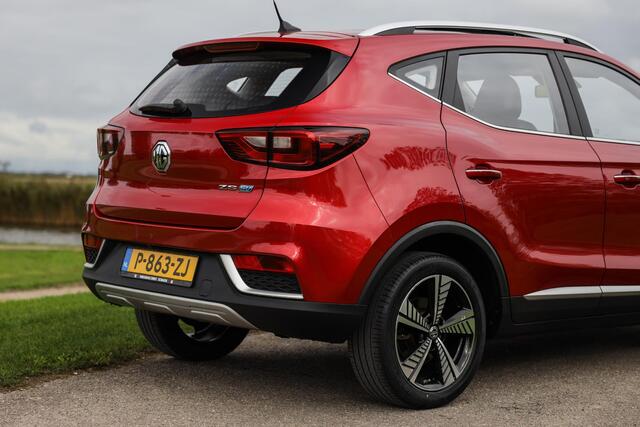 MG ZS MG EV Luxury 45 kWh ? Leder ? Pano ? ACC