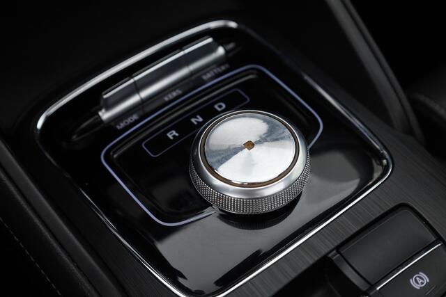 MG ZS EV Luxury 45 kWh | Pano | Camera | Adapt. Cruise | Keyless | Apple CarPlay